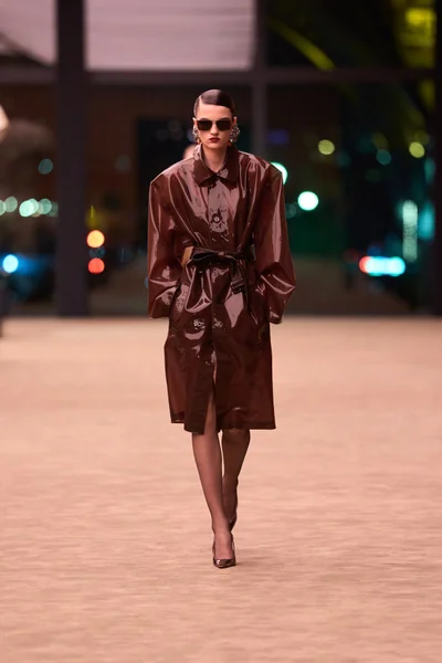 Look 29